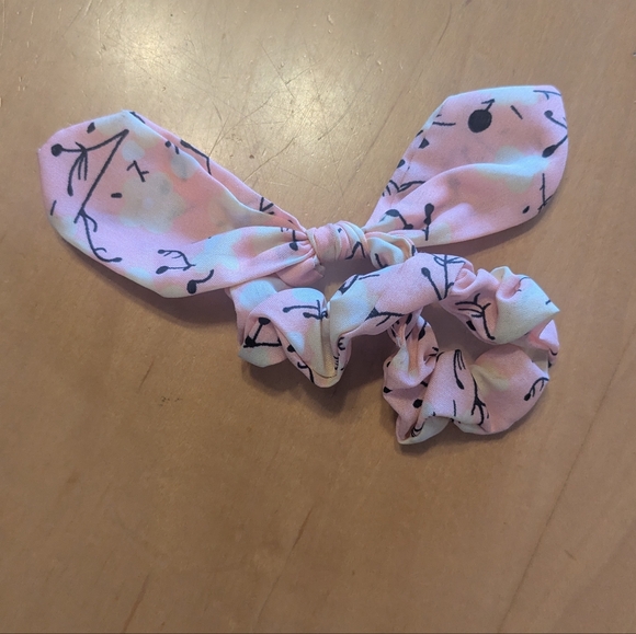 Women's Hair Accessories Pack - Picture 6 of 6